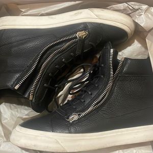 Gusieppe Zanotti sneakers
